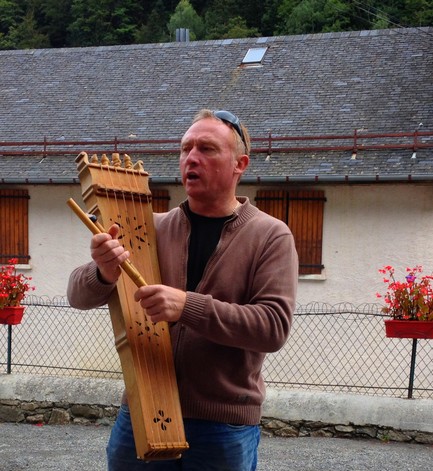 Jean-Luc Mongaugé, músico larrunés